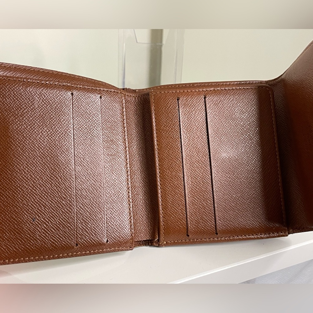 Louis Vuitton Vintage Monogram Portefeiulle Elise Trifold Wallet - Picture 4 of 9